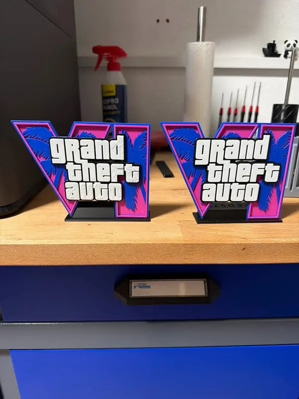 Placa Decorativa Grand Theft Auto GTA VI – Enfeite Gamer 3D para Setup, Quarto e Escritório